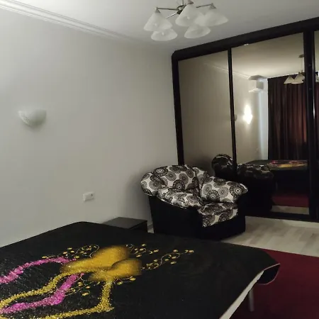 На Щорса Apartment *